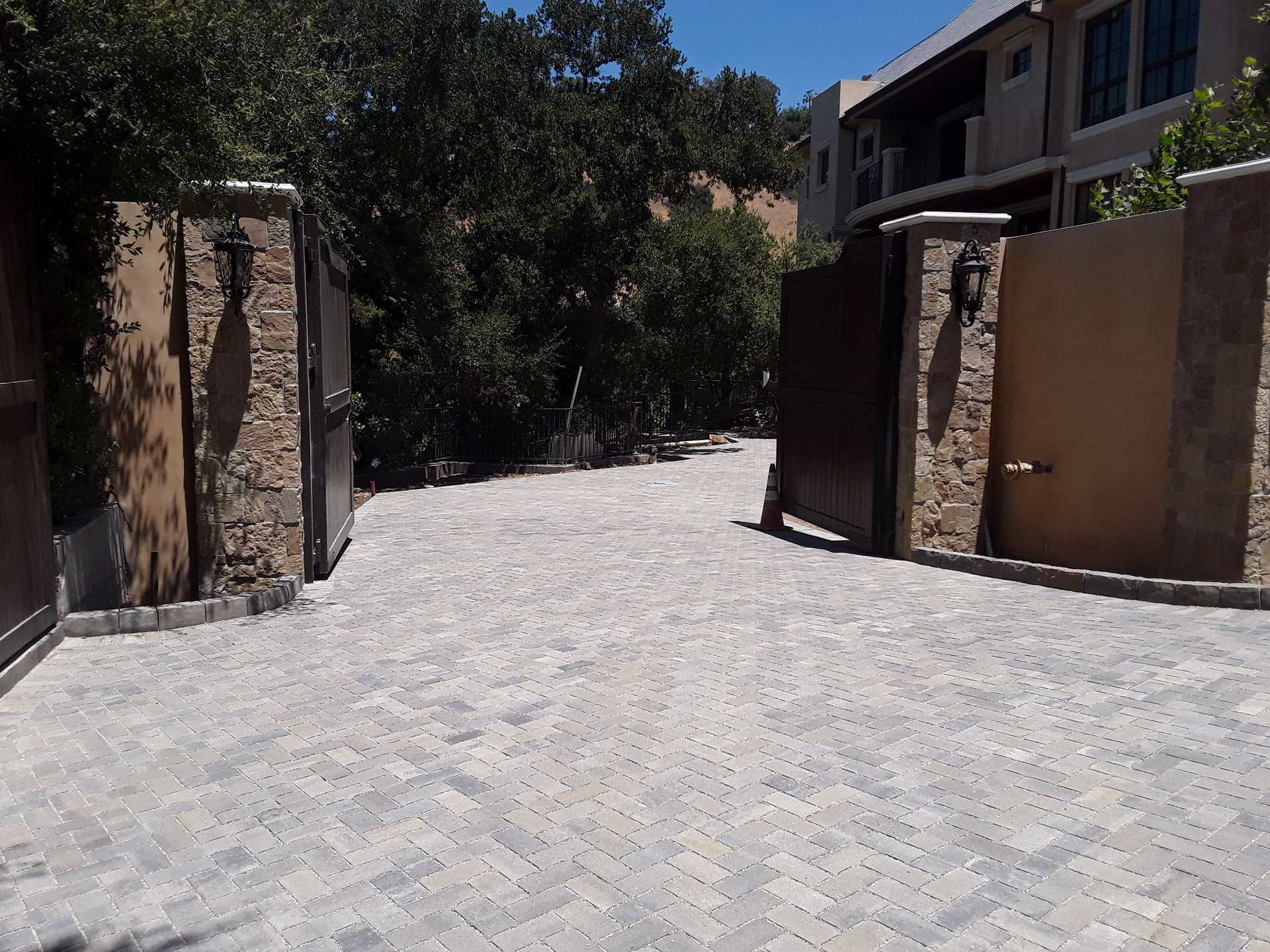 Hillside Paver Driveway