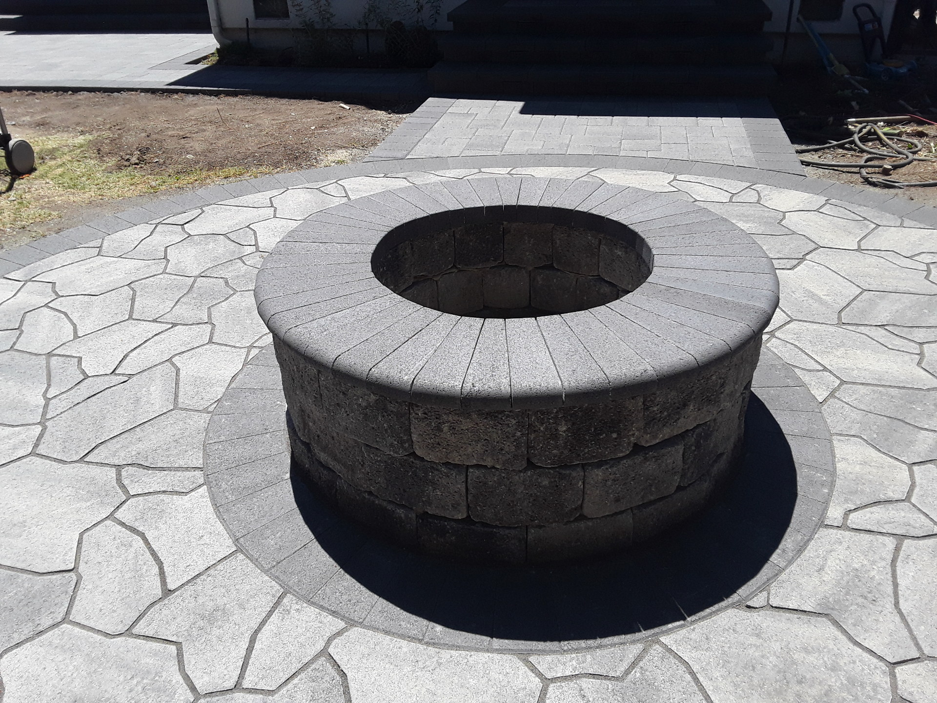 Stone Firepit & Flagstone